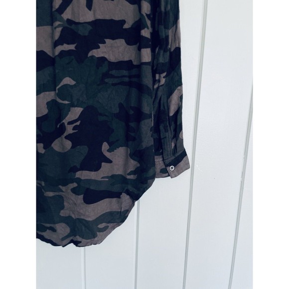 Rails Jordin Camo Button Up Shirt XS Collar Long Sleeves Green Rayon - Picture 6 of 6